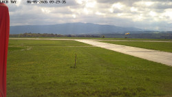 Pojezdová dráha, Runway