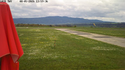 Pojezdová dráha, Runway