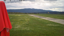Pojezdová dráha, Runway