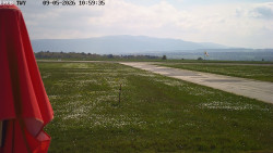 Pojezdová dráha, Runway