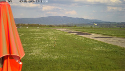 Pojezdová dráha, Runway