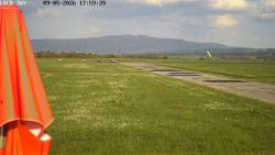 Pojezdová dráha, Runway