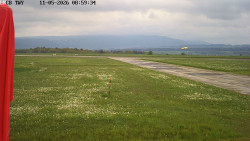 Pojezdová dráha, Runway