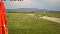Pojezdová dráha, Runway