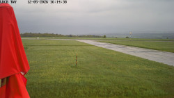 Pojezdová dráha, Runway