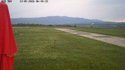 Pojezdová dráha, Runway