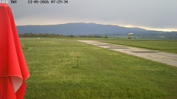 Pojezdová dráha, Runway