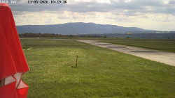 Pojezdová dráha, Runway