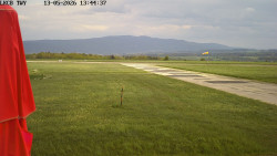 Pojezdová dráha, Runway