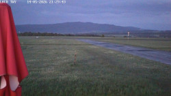Pojezdová dráha, Runway