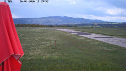 Pojezdová dráha, Runway