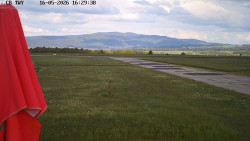 Pojezdová dráha, Runway