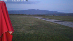 Pojezdová dráha, Runway