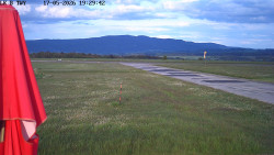 Pojezdová dráha, Runway