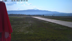 Pojezdová dráha, Runway