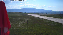 Pojezdová dráha, Runway