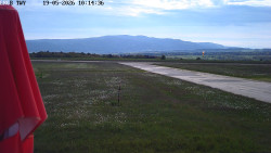 Pojezdová dráha, Runway