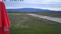 Pojezdová dráha, Runway