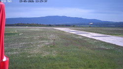 Pojezdová dráha, Runway