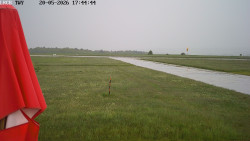 Pojezdová dráha, Runway