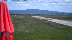 Pojezdová dráha, Runway