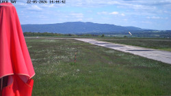 Pojezdová dráha, Runway