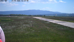 Pojezdová dráha, Runway