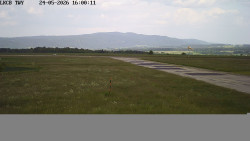 Pojezdová dráha, Runway