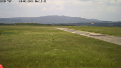 Pojezdová dráha, Runway