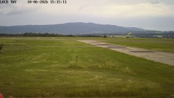 Pojezdová dráha, Runway