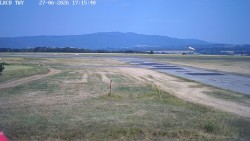 Pojezdová dráha, Runway