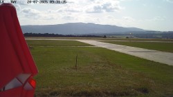 Pojezdová dráha, Runway