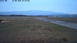 Pojezdová dráha, Runway