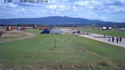 Pojezdová dráha, Runway