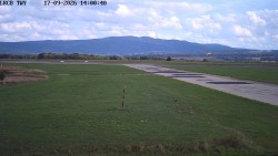 Travel path, Runway