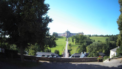 Hospitál