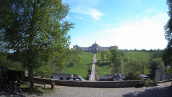 Hospitál