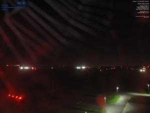 Letišti Ostrava Mošnov - Runway - 20.9.2025 v 00:45