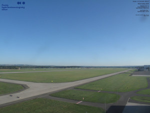Letišti Ostrava Mošnov - Runway - 20.9.2025 v 08:30