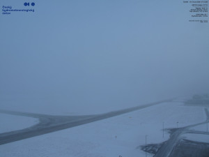 Letišti Ostrava Mošnov - Runway - 19.2.2026 v 07:15