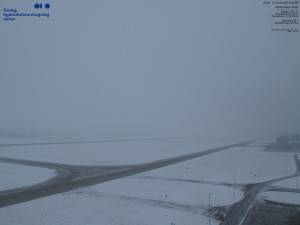 Letišti Ostrava Mošnov - Runway - 19.2.2026 v 08:45