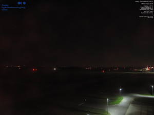 Letišti Ostrava Mošnov - Runway - 5.4.2026 v 04:45 Letišti Ostrava Mošnov - Runway - 5.4.2026 v 04:45