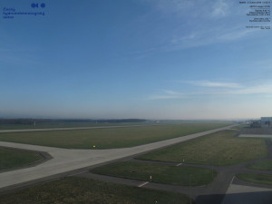 Letišti Ostrava Mošnov - Runway - 5.4.2026 v 08:00