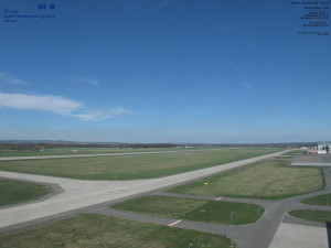 Letišti Ostrava Mošnov - Runway - 5.4.2026 v 13:45