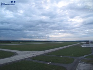 Letišti Ostrava Mošnov - Runway - 11.6.2026 v 21:00