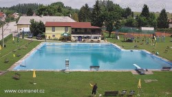 Schwimmbad