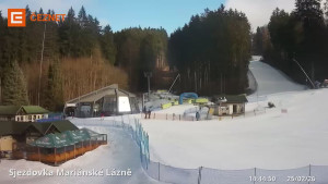 Skiareál Mariánky - Dolní stanice lanovky - 25.2.2026 v 14:45