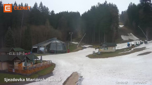 Skiareál Mariánky - Dolní stanice lanovky - 12.4.2026 v 12:45