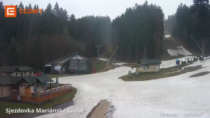 Skiareál Mariánky - Dolní stanice lanovky - 12.4.2026 v 17:45