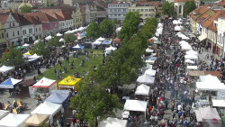 Husovo náměstí